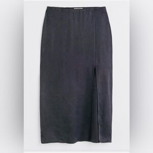 Silky soft midi skirt in black